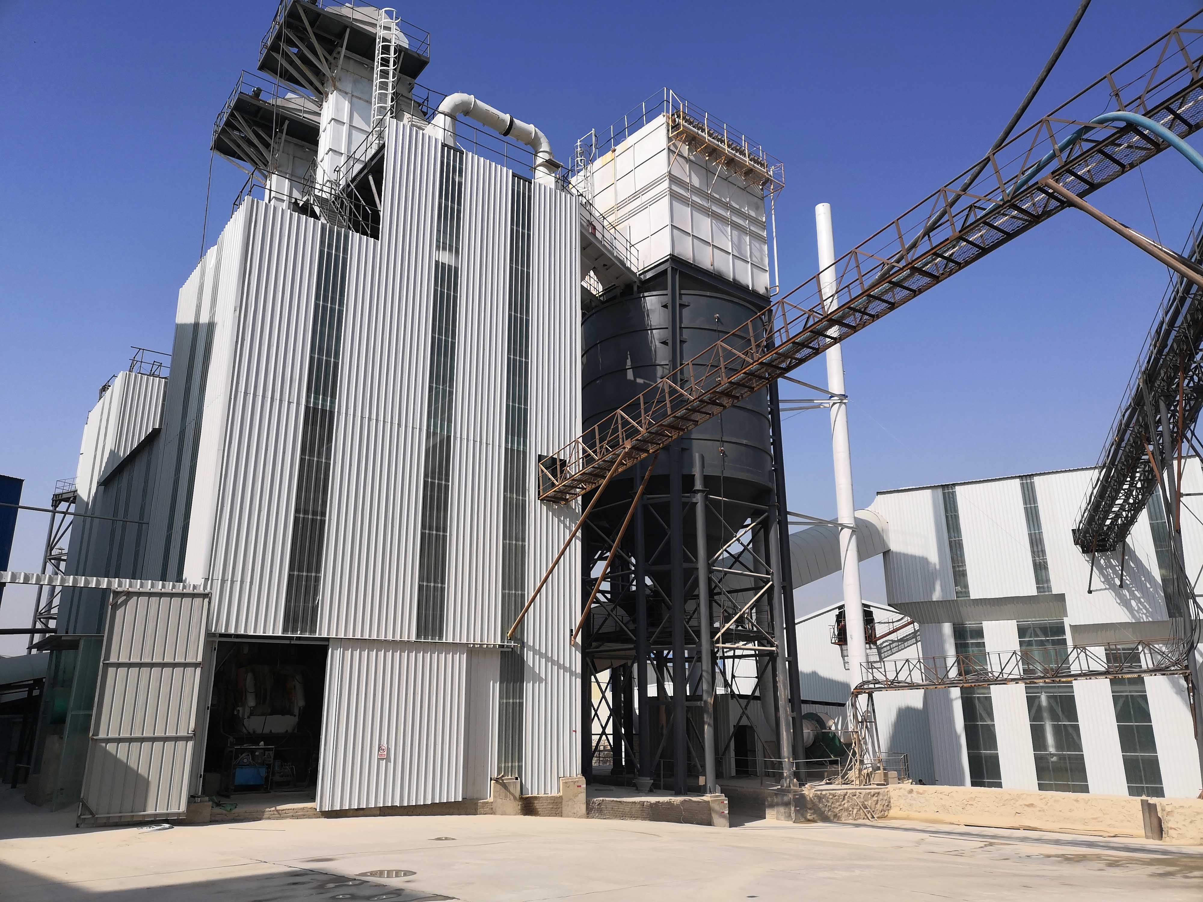 制砂生產(chǎn)線粉塵多、噪音大？為您推薦干法制砂樓